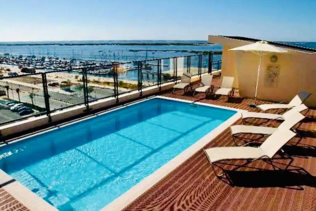 Olhao 3 Bedroom With Rooftop Pool, Marina Village Bagian luar foto