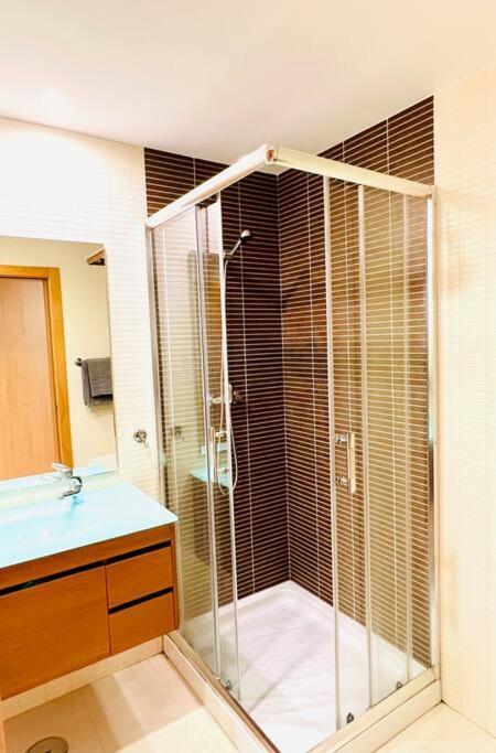 Olhao 3 Bedroom With Rooftop Pool, Marina Village Bagian luar foto